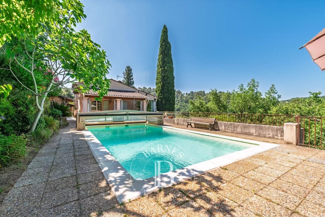 Villa in Valbonne, Provence-Alpes-Côte d'Azur, France 2 - 15913661