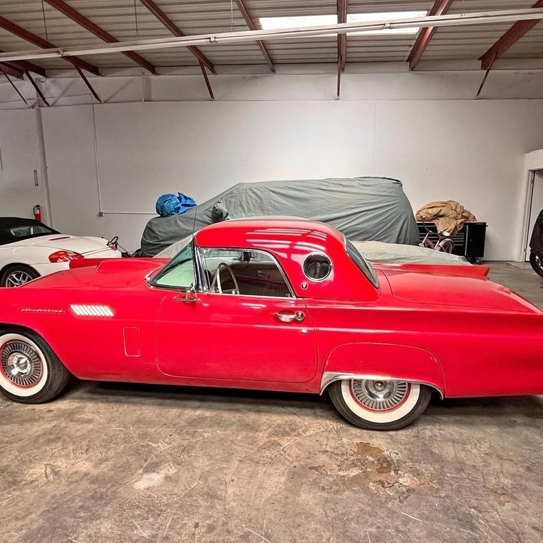 Cabriolet in Glendale, United States 4 - 15913789