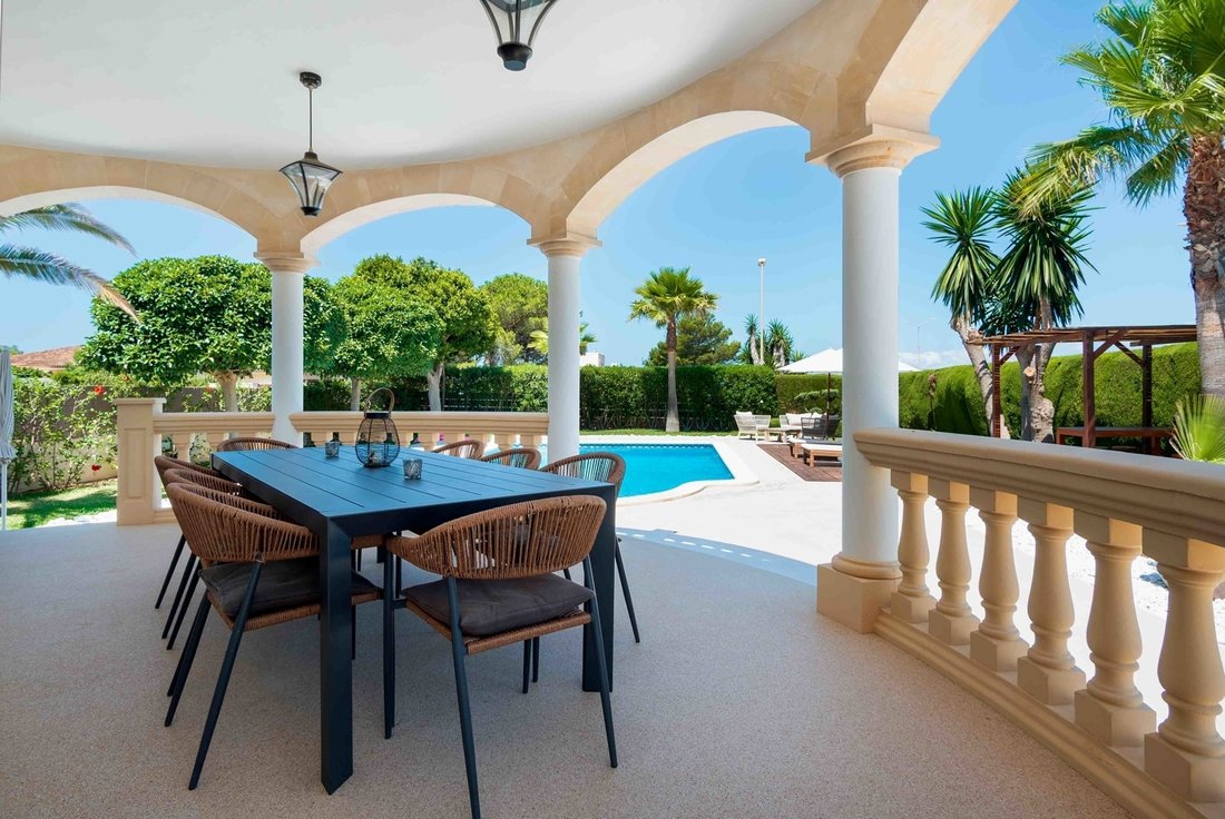 Villa in Llucmajor, Balearic Islands, Spain 2 - 15913906