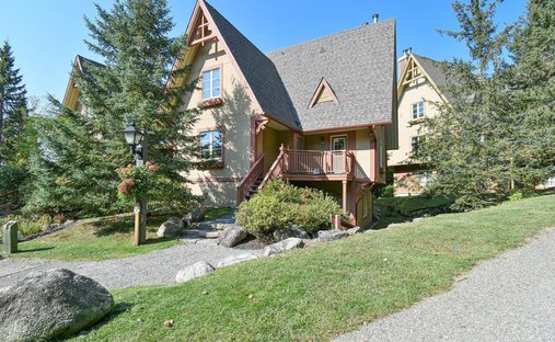 Condominio a Mont-Tremblant, Québec, Canada 1
