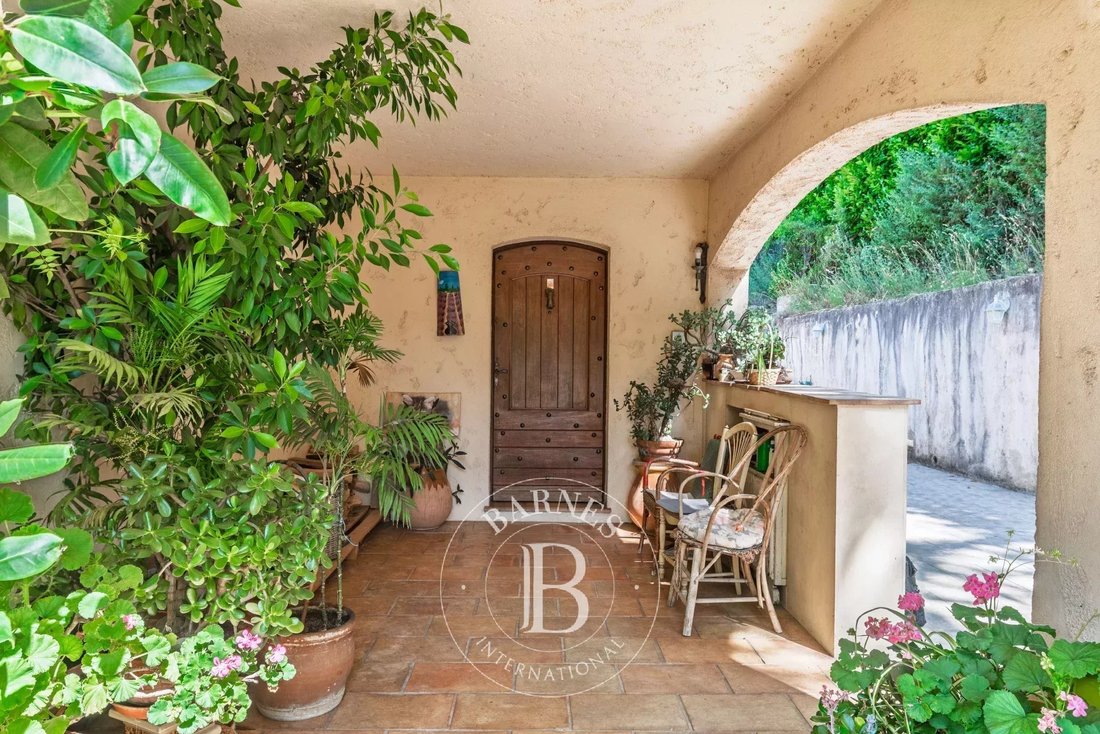 Villa in Valbonne, Provence-Alpes-Côte d'Azur, France 4 - 15913661