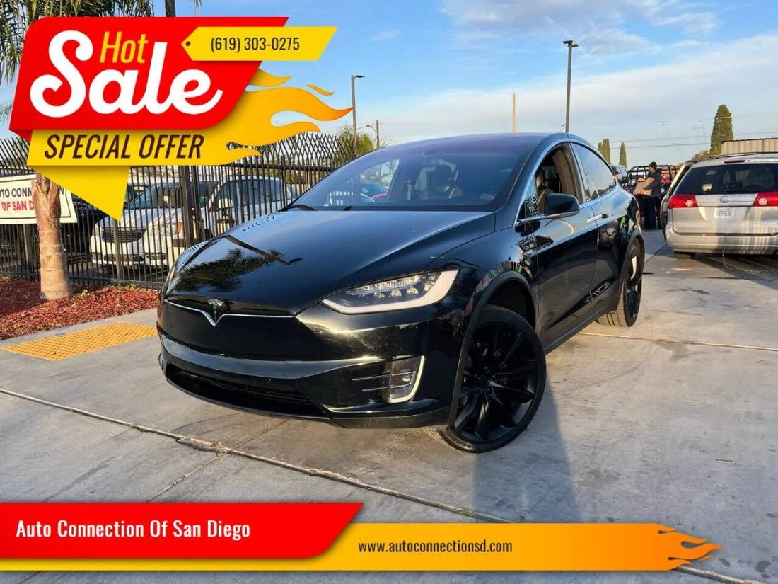 Suv in Spring Valley, CA, United States 3 - 14218531