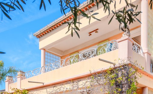 House in Nord, Sanary-sur-Mer, France 1