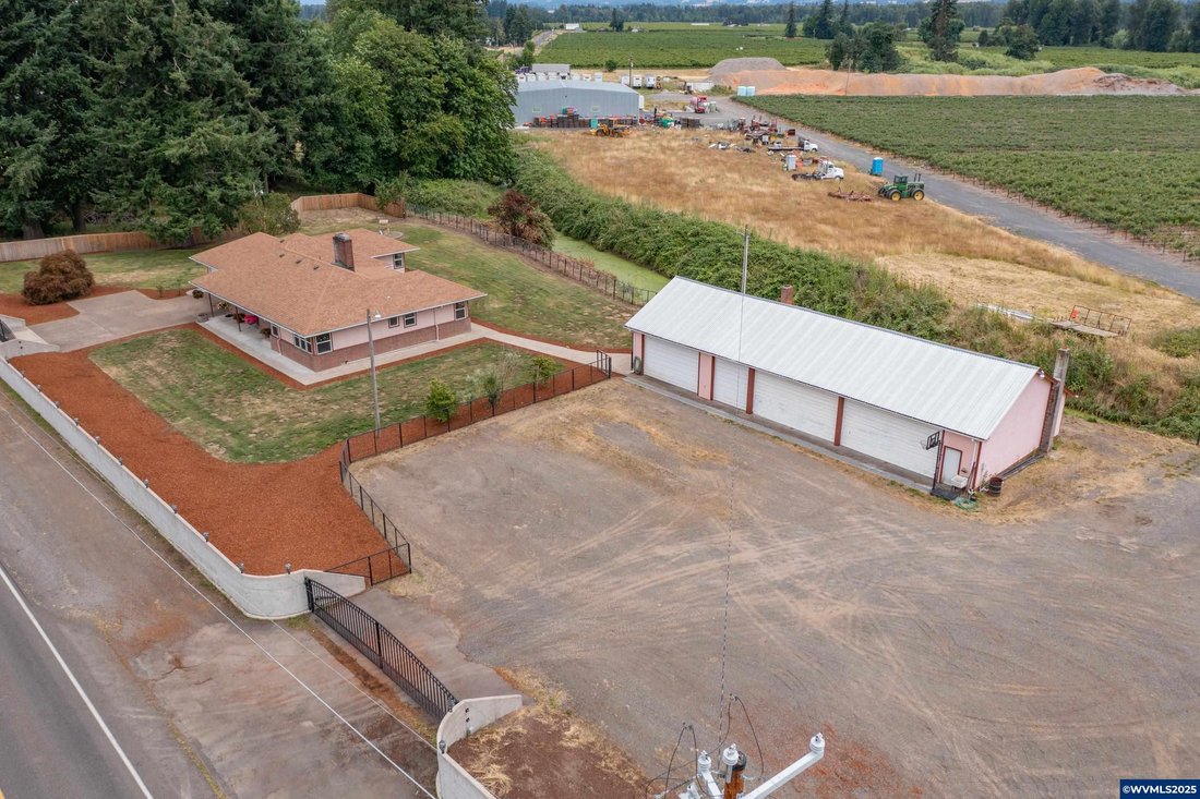 House in Turner, Oregon, United States 3 - 15914836