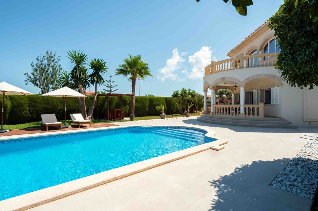Villa in Llucmajor, Balearic Islands, Spain 3 - 15913906