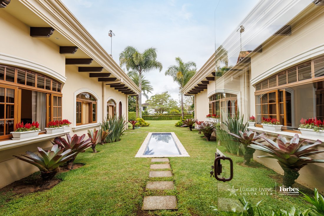 House in Granadilla, San José Province, Costa Rica 1 - 15917022