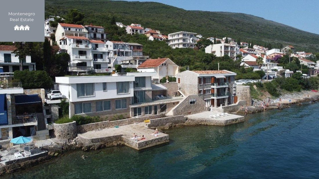 Villa in Krašići, Tivat Municipality, Montenegro 3 - 15919042