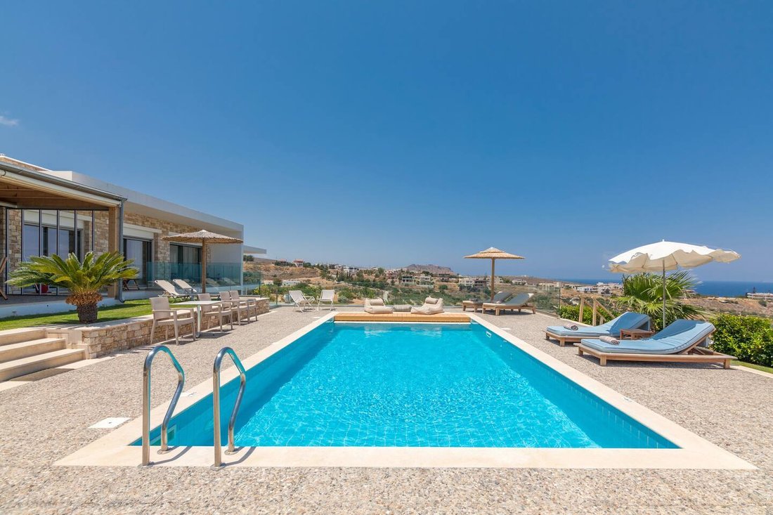 Villa in 2nd Community of Heraklion - Eastern, Heraklion, Greece 3 - 15887073