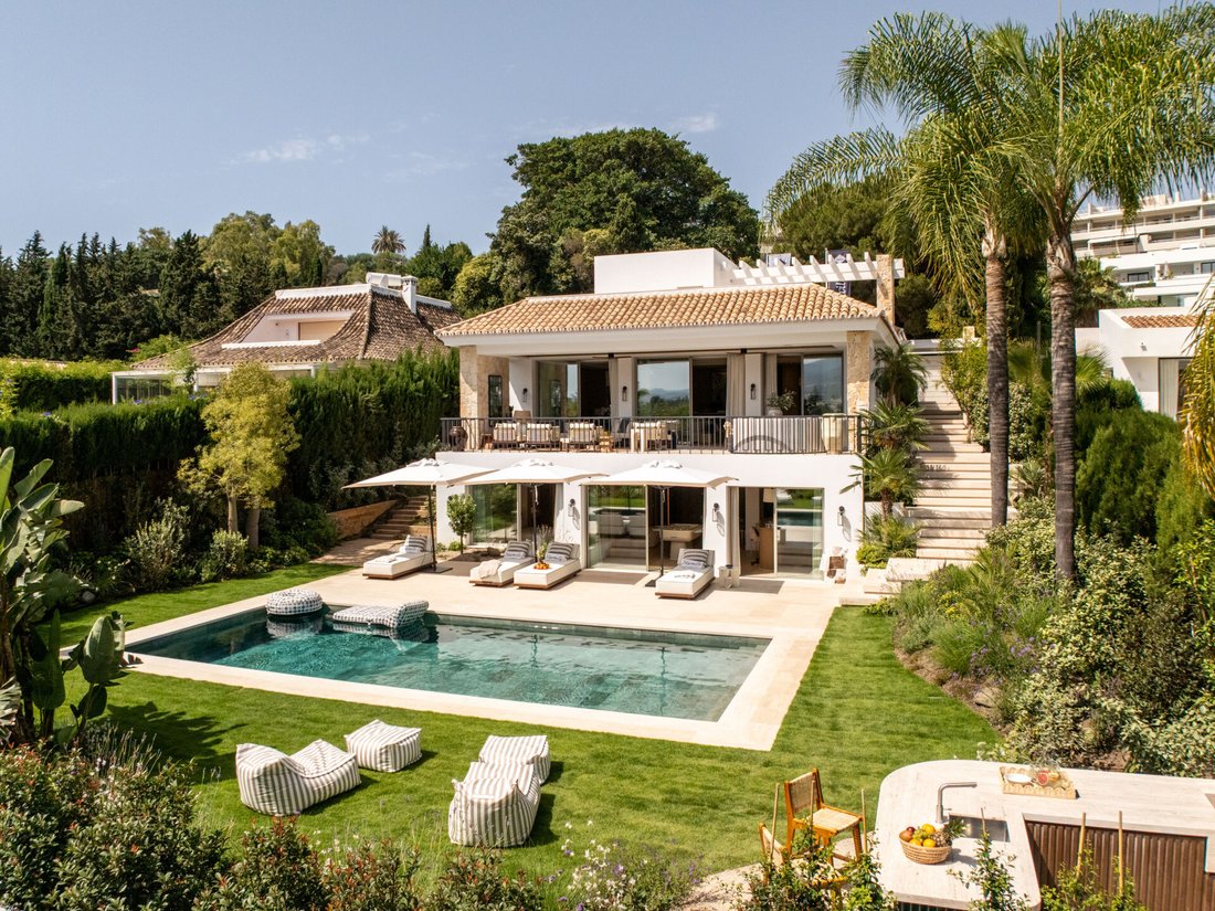 Villa in Puerto Banus, Marbella, Spain 1 - 15919014