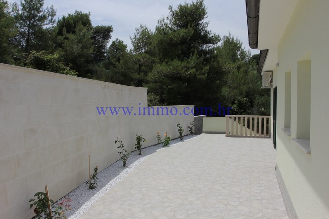 House in Dol, Split-Dalmatia County, Croatia 4 - 15918991