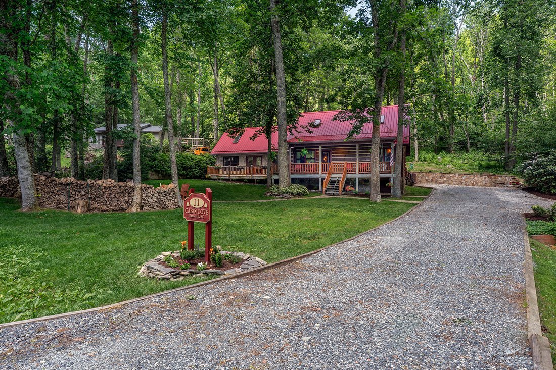 House in Banner Elk, North Carolina, United States 3 - 15919048