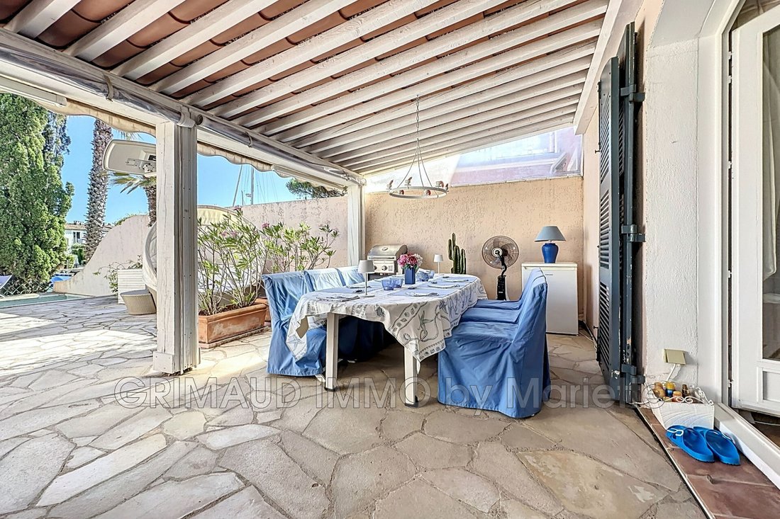 Villa in Grimaud, Provence-Alpes-Côte d'Azur, France 3 - 15117080