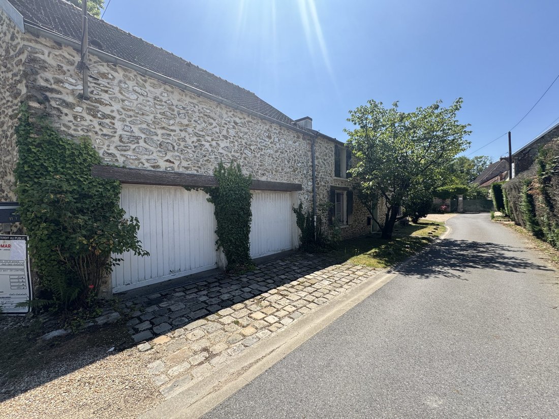 Farm Ranch in Limours, Ile-de-France, France 2 - 15918938