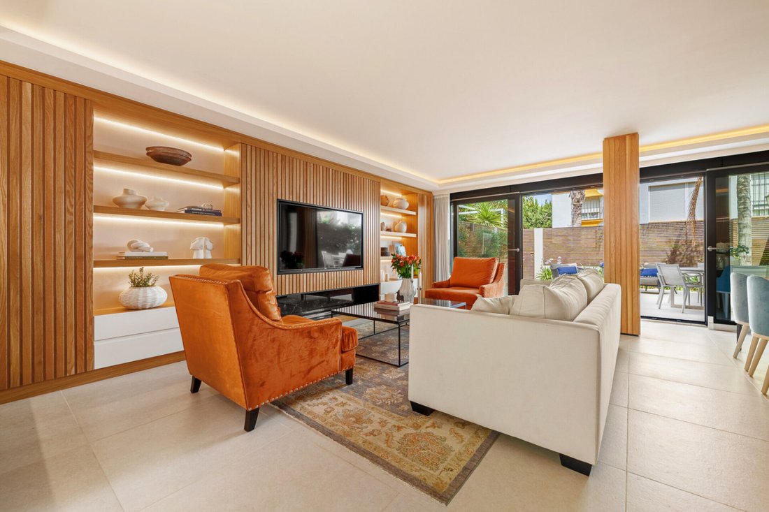 House in Marbella, Andalusia, Spain 2 - 15917648