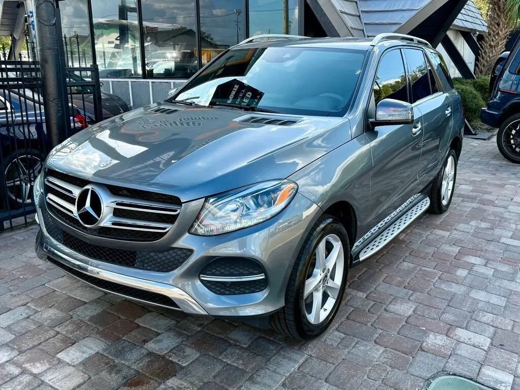 Suv in Tampa, FL, United States 5 - 15820577