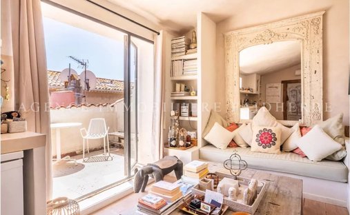 Apartment in Zone Est Diffuse, Saint-Tropez, France 1