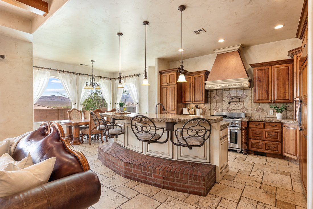 House in Ivins, Utah, United States 2 - 15920890
