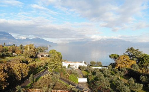 Villa in Manerba del Garda, Lombardy, Italy 1