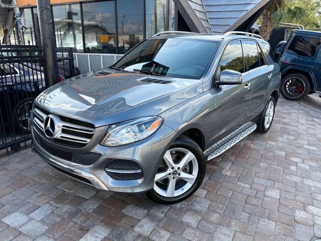 Suv in Tampa, FL, United States 2 - 15820577