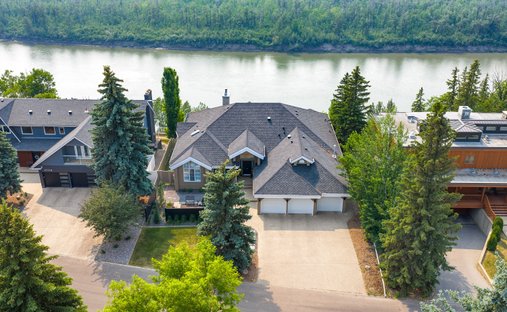 Casa a Edmonton, Alberta, Canada 1