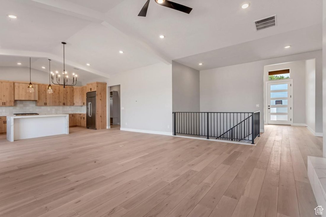 House in Orem, Utah, United States 4 - 15925534