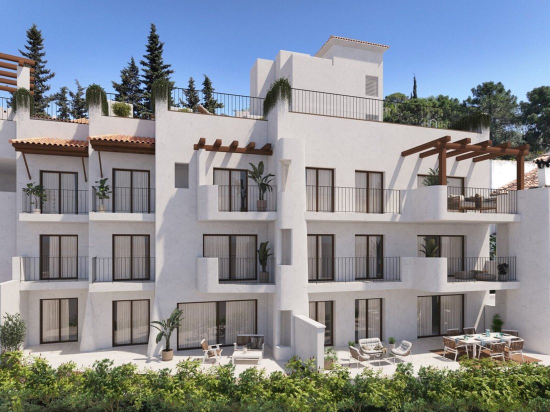 Apartment in Benahavis, Andalusia, Spain 1 - 15920010