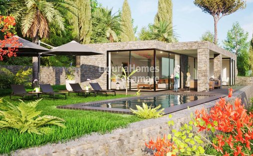 Land in Bordighera, Liguria, Italy 1
