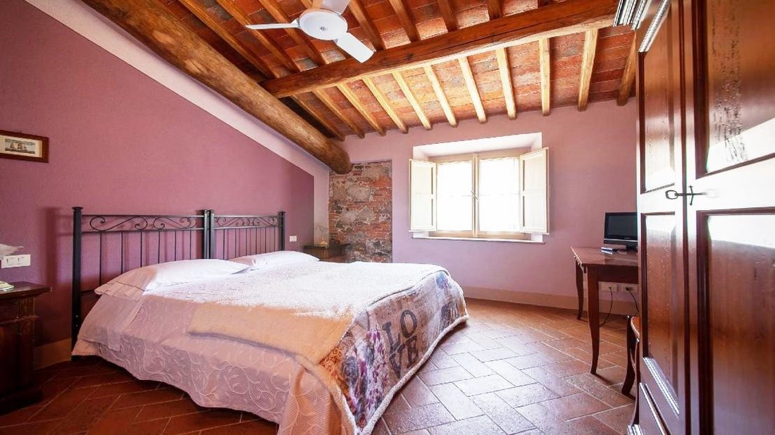 House in Historic Center, Lucca, Tuscany 3 - 15907903