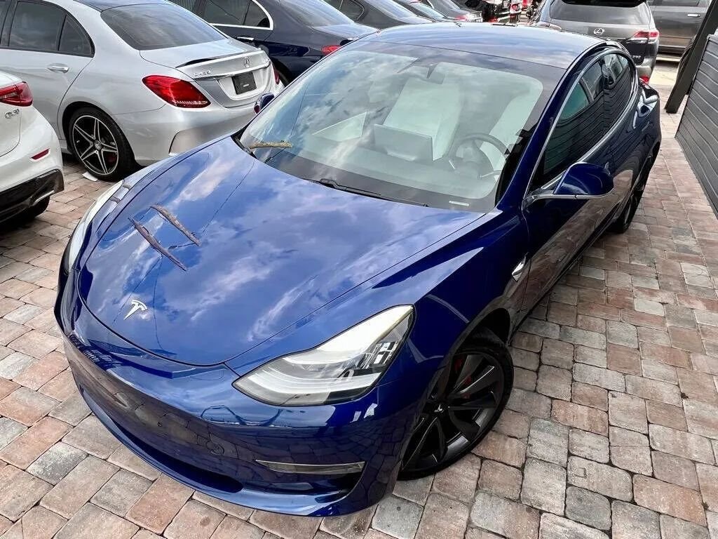 Sedan in Tampa, FL, United States 3 - 15820566