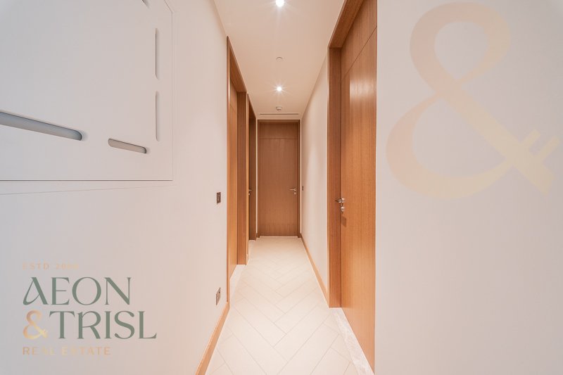 Apartment in Naif, Dubai, United Arab Emirates 4 - 15857745