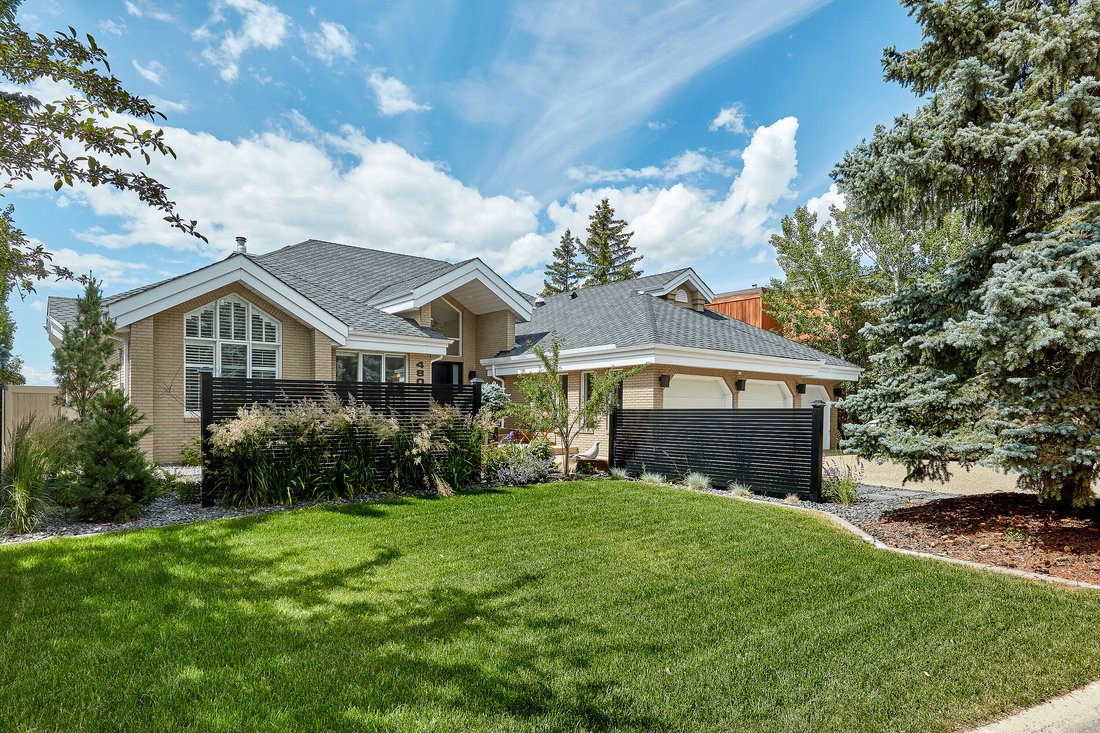 House in Edmonton, Alberta, Canada 4 - 15920058