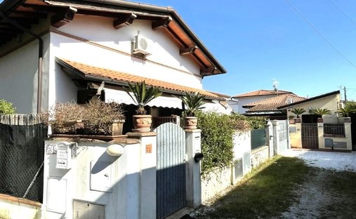 Casa en Pietrasanta, Toscana, Italia 1