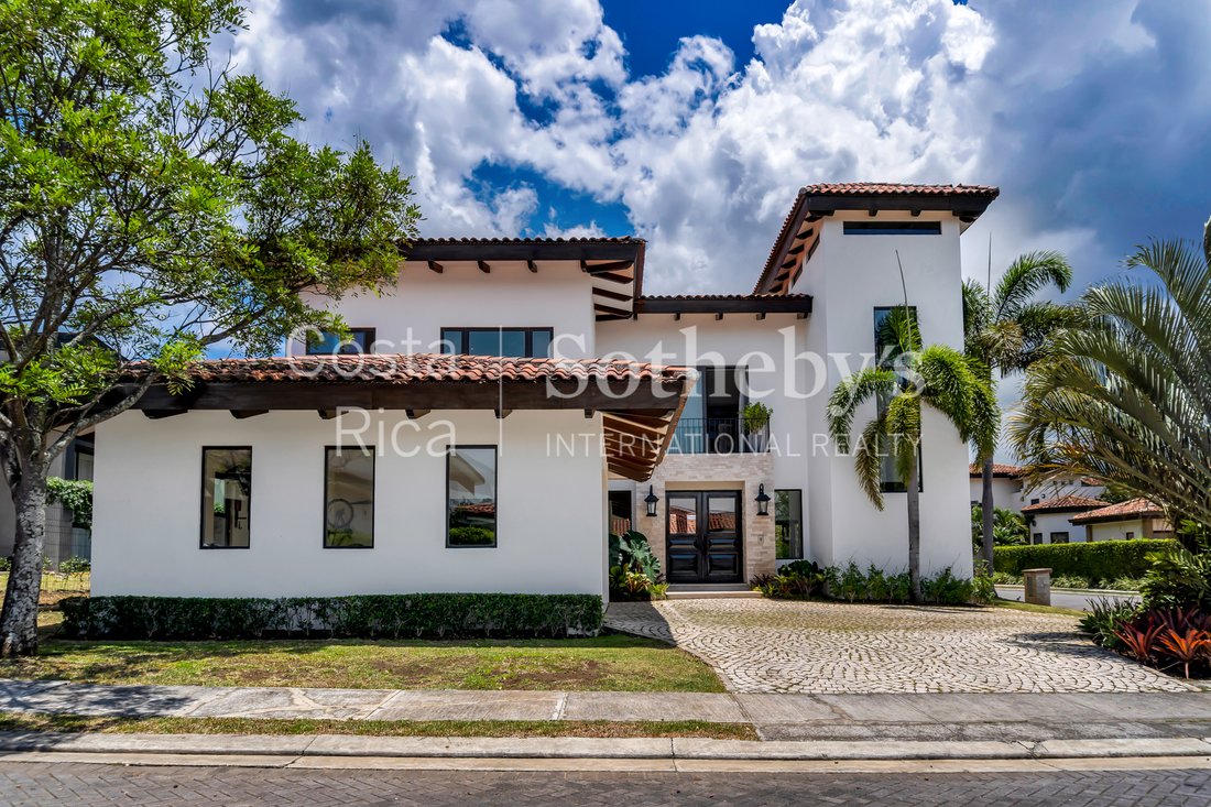 Condo in Piedades, San José Province, Costa Rica 2 - 15594740