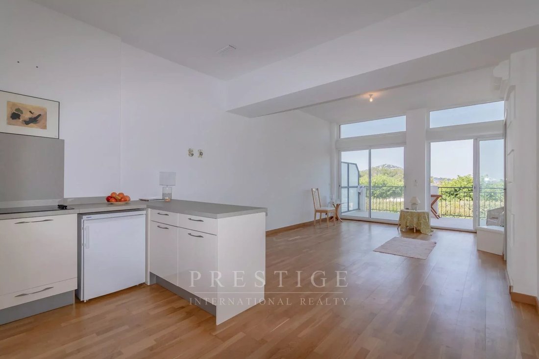 Apartment in Le Dramont-Agay-Anthéor-Le Trayas, Saint-Raphaël, France 1 - 15230190