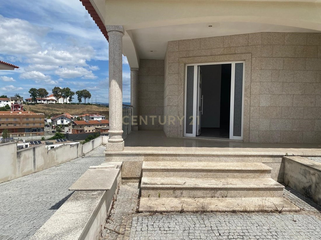 Villa in Mirandela, Braganca District, Portugal 2 - 15922830