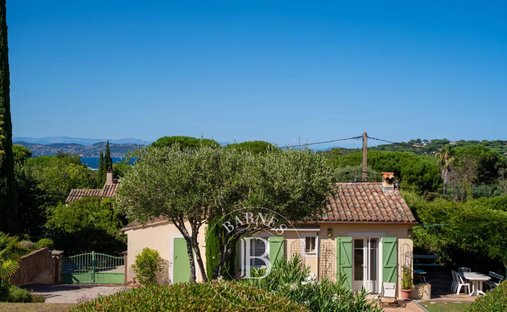 House in Zone Est Diffuse, Saint-Tropez, France 1