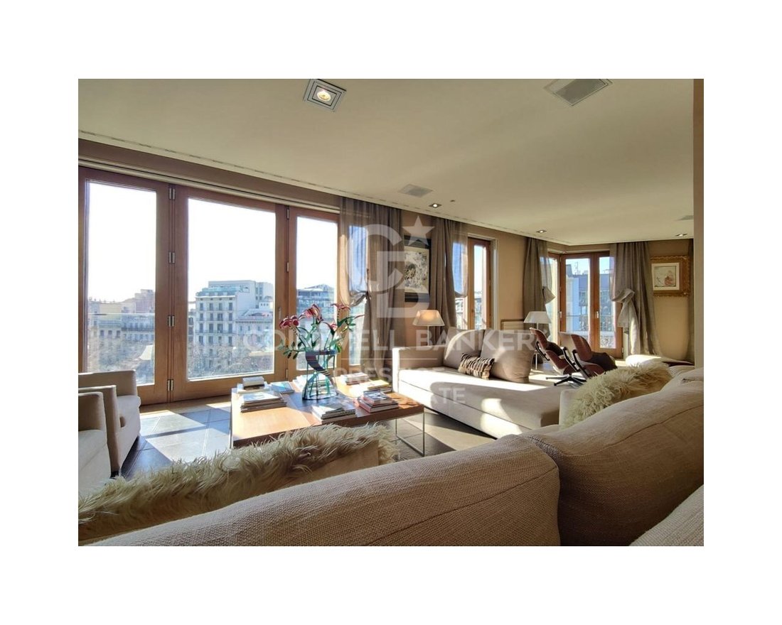 Apartment in Eixample, Barcelona, Spain 1 - 13907304