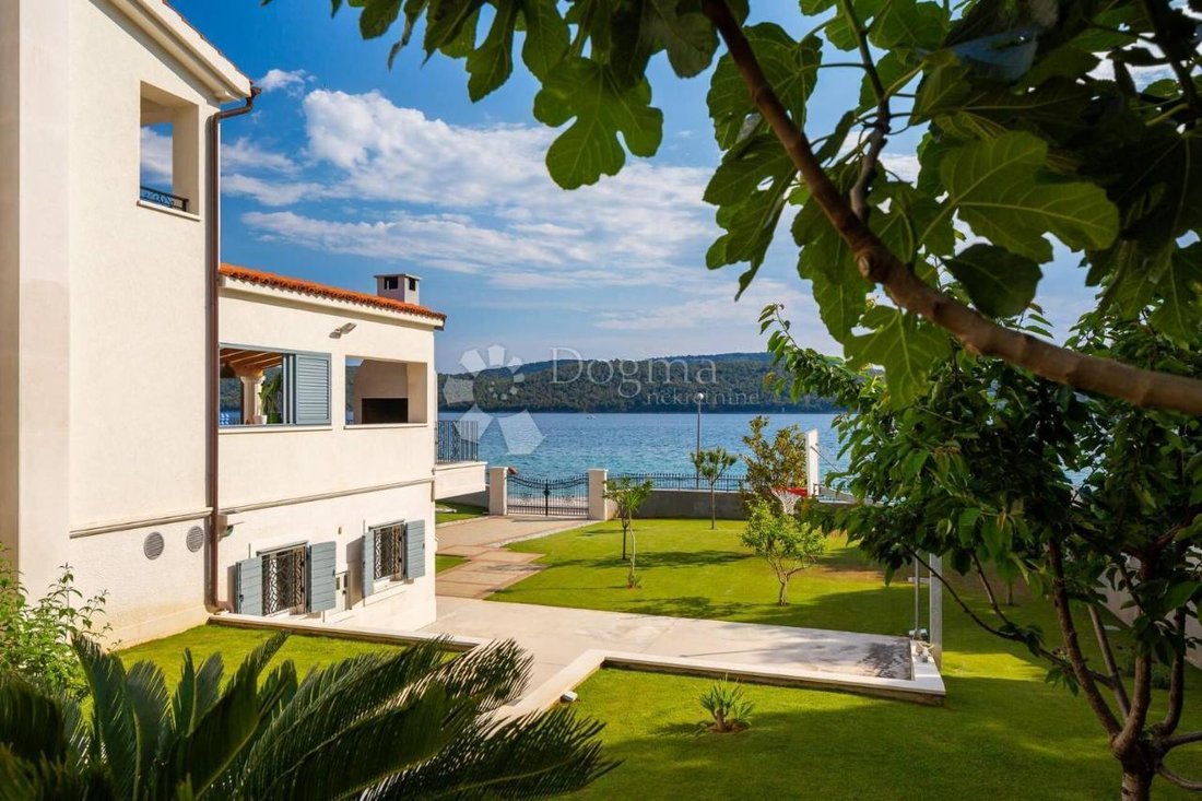 House in Gradska cetvrt Varos, Sibenik, Sibenik-Knin County 3 - 15925019