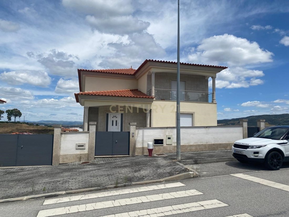 Villa in Mirandela, Braganca District, Portugal 1 - 15922830