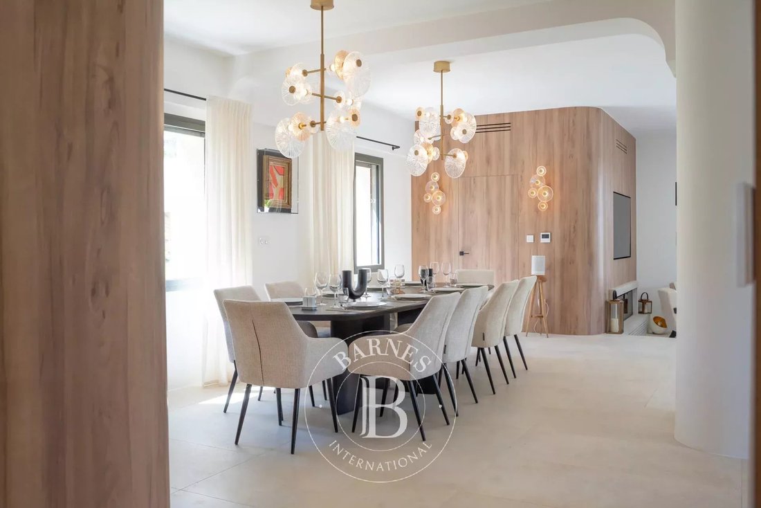 House in Zone Ouest Urbaine, Saint-Tropez, France 5 - 15919449