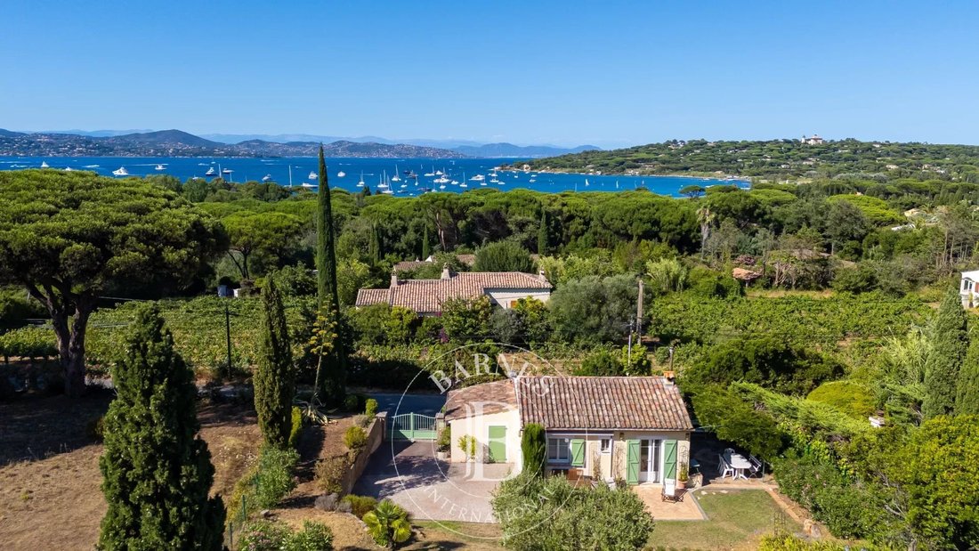 House in Zone Est Diffuse, Saint-Tropez, France 2 - 15919481