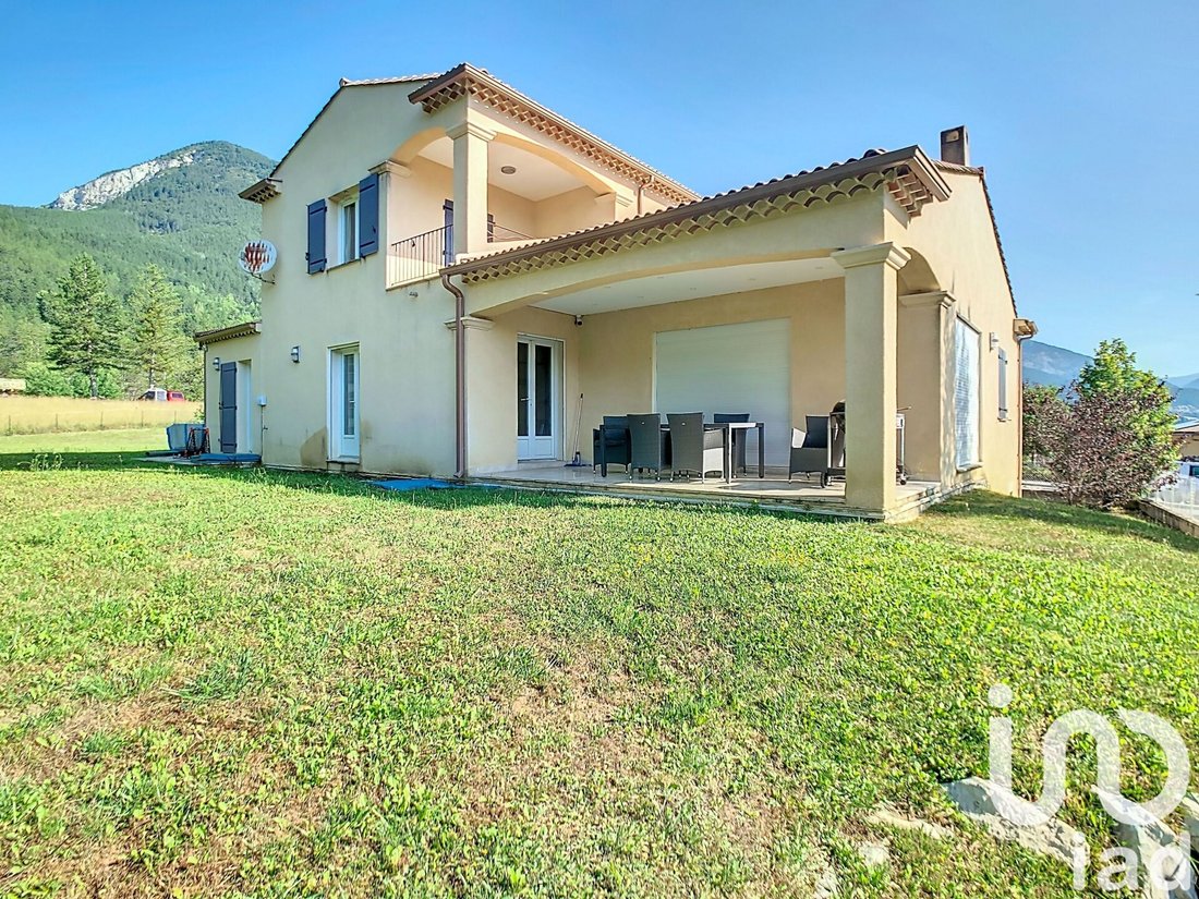 House in Saint-Andre-les-Alpes, Provence-Alpes-Côte d'Azur, France 2 - 15926430