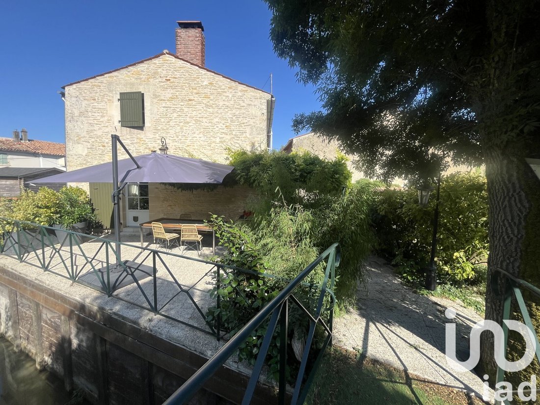 House in Saint-Hilaire-la-Palud, Nouvelle-Aquitaine, France 5 - 15924700