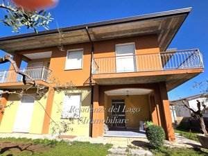 Villa in Historic Center, Desenzano del Garda, Lombardy 5 - 15802035