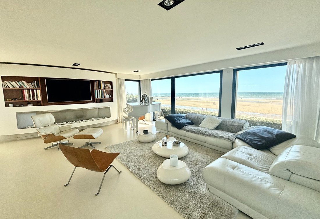 House in Villers-sur-Mer, Normandy, France 2 - 15896596