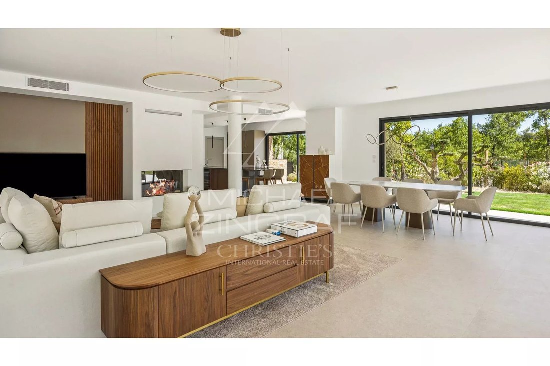Villa in Tourrettes, Provence-Alpes-Côte d'Azur, France 5 - 14557304