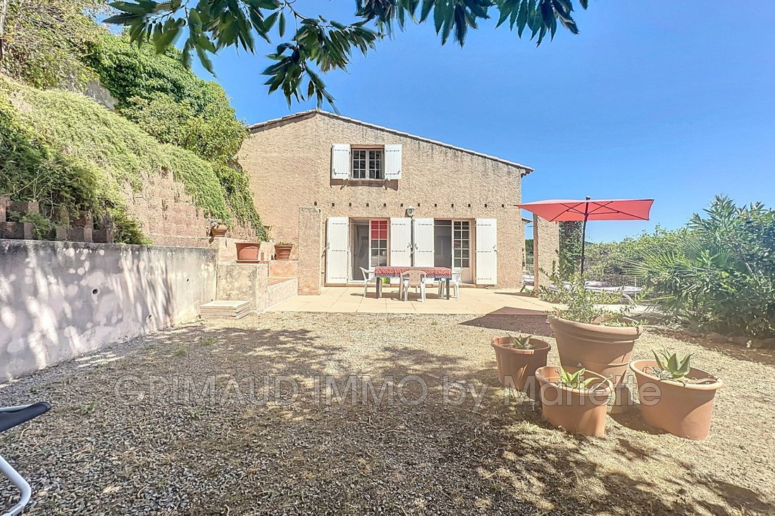 Villa in La Garde-Freinet, Provence-Alpes-Côte d'Azur, France 1 - 15924195