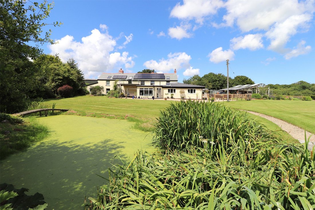 House in Devon, England 2 - 15921315