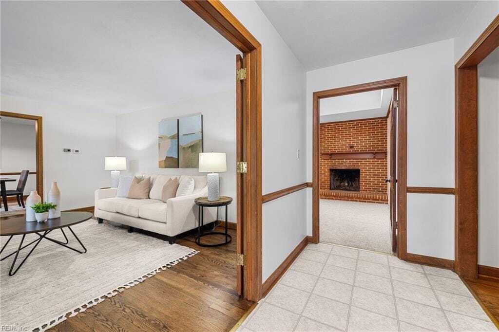 Single Family For Sale In Virginia - 1100xxs 