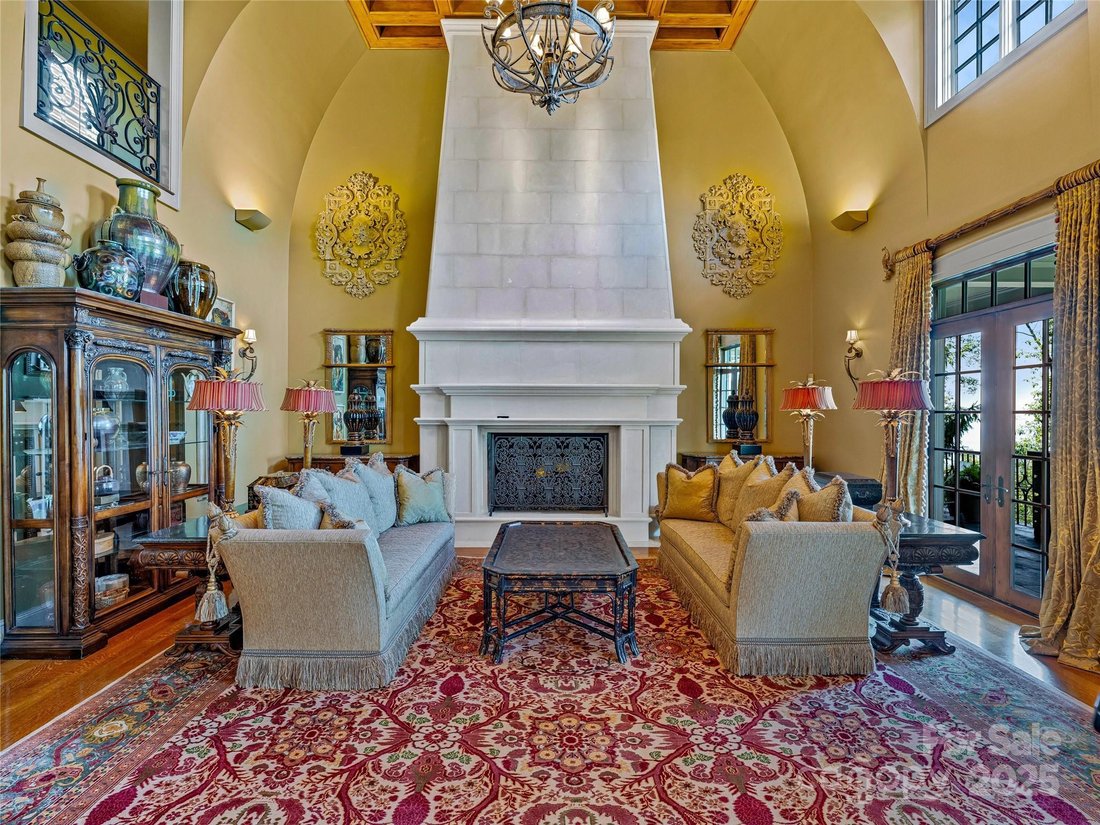 House in Asheville, North Carolina, United States 2 - 15927165